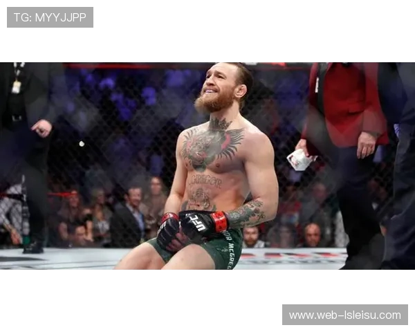 UFC主席白大拿盛赞傲日其楞21秒暴力KO强势登顶本周最佳镜头